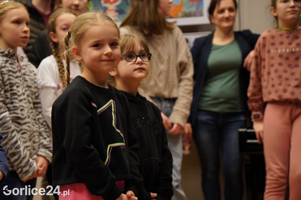 Wystawa semestralna w MDK (06.02.)