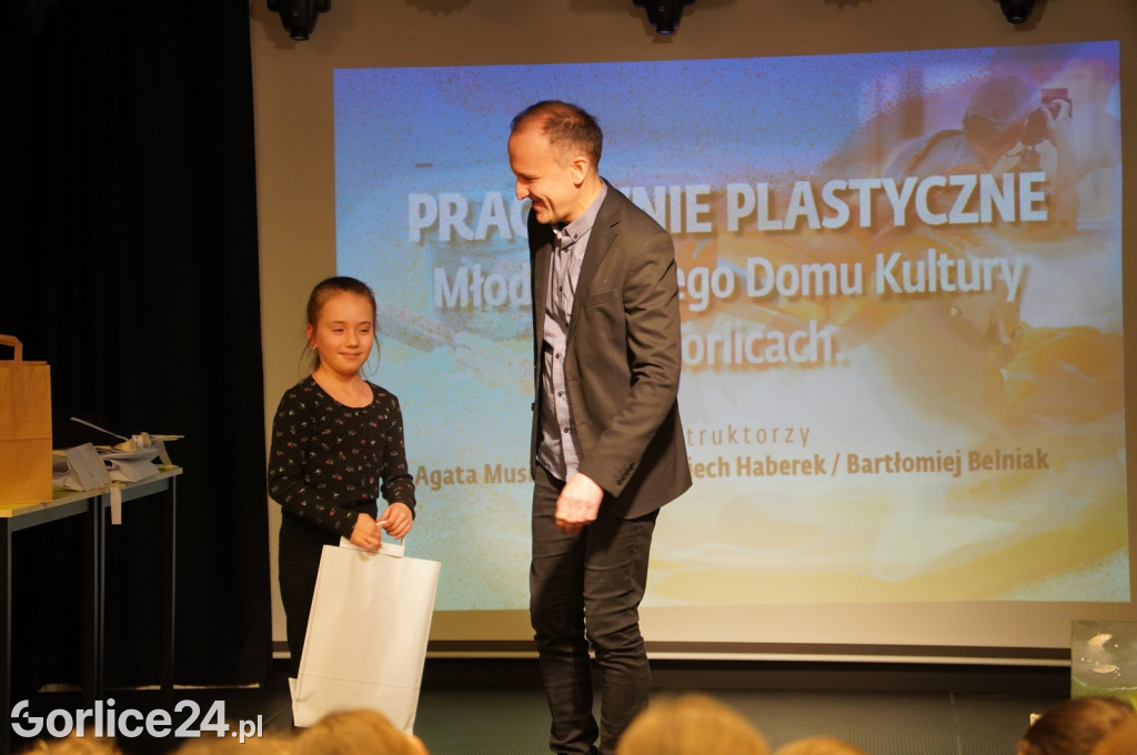 Wystawa semestralna w MDK (06.02.)