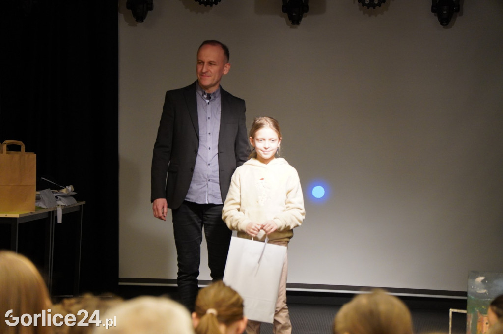 Wystawa semestralna w MDK (06.02.)