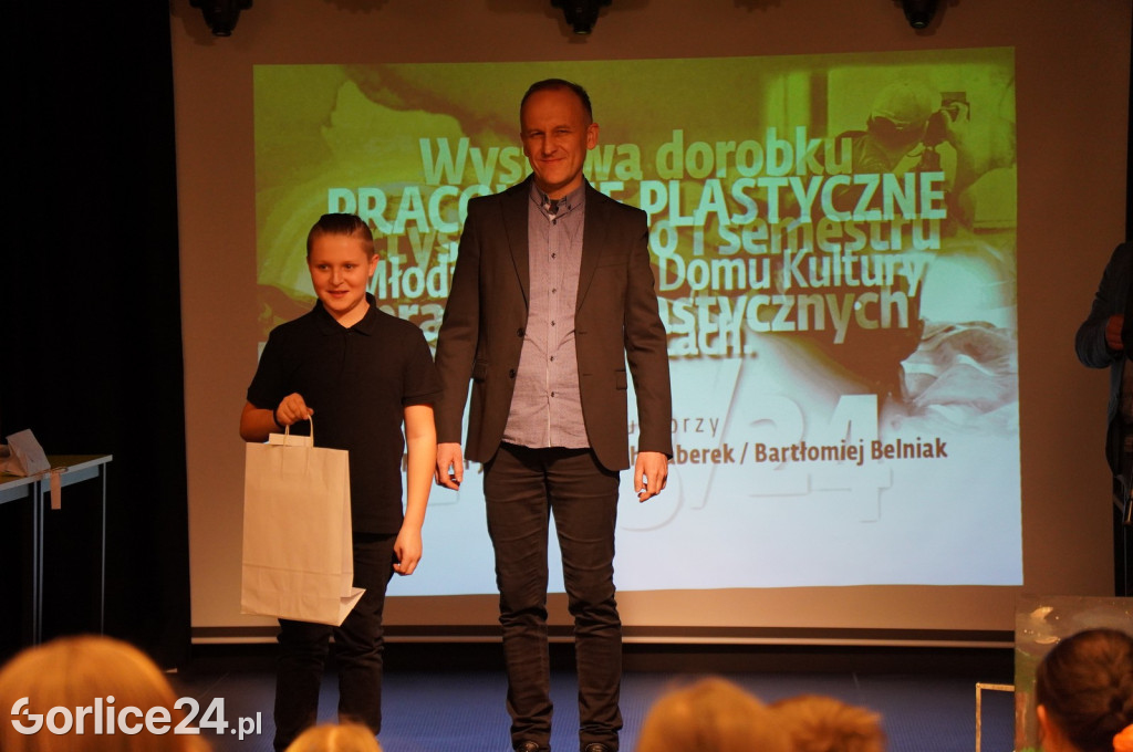 Wystawa semestralna w MDK (06.02.)