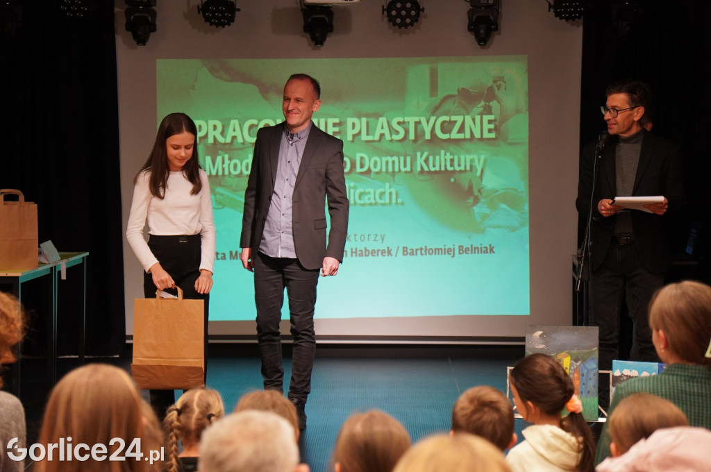 Wystawa semestralna w MDK (06.02.)