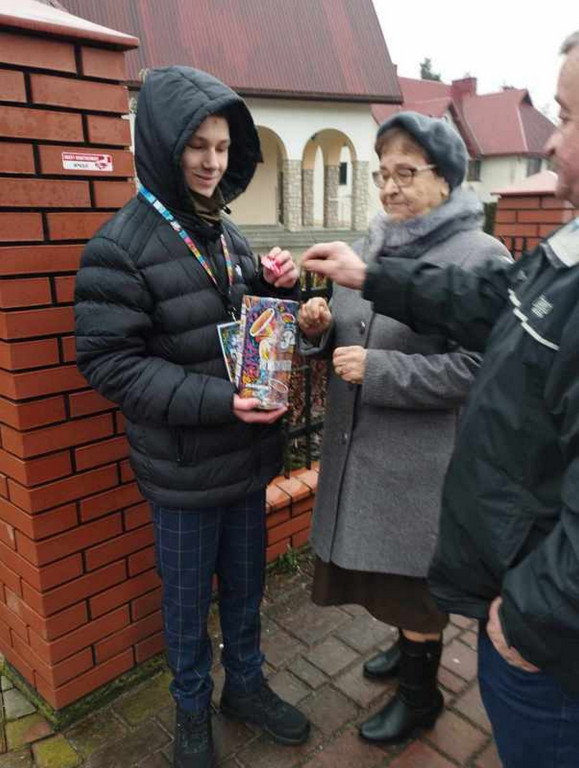 Uczniowie SP Stróżna Wolontariuszami 32 Finału WOŚP