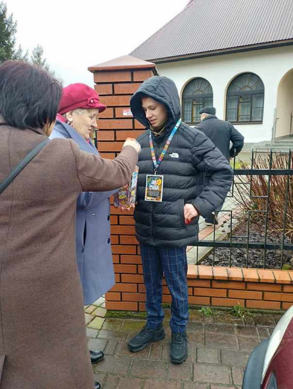 Uczniowie SP Stróżna Wolontariuszami 32 Finału WOŚP