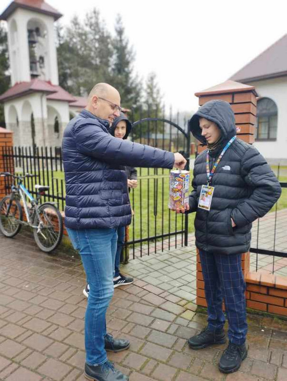 Uczniowie SP Stróżna Wolontariuszami 32 Finału WOŚP