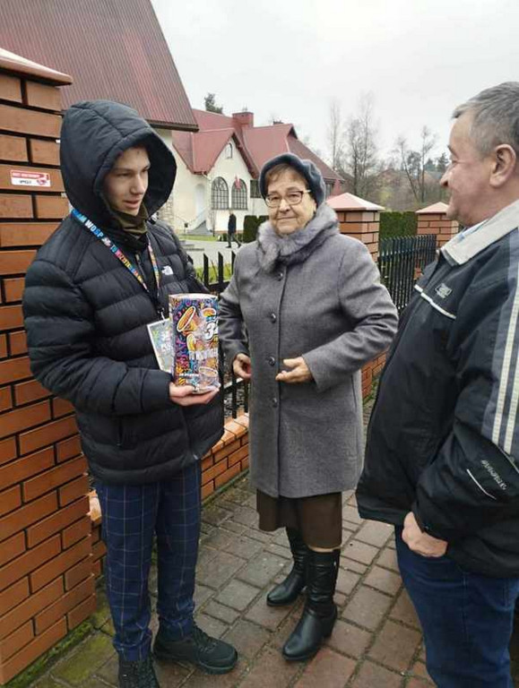 Uczniowie SP Stróżna Wolontariuszami 32 Finału WOŚP