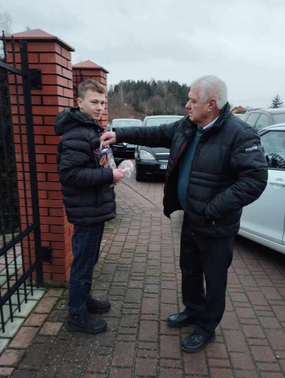 Uczniowie SP Stróżna Wolontariuszami 32 Finału WOŚP