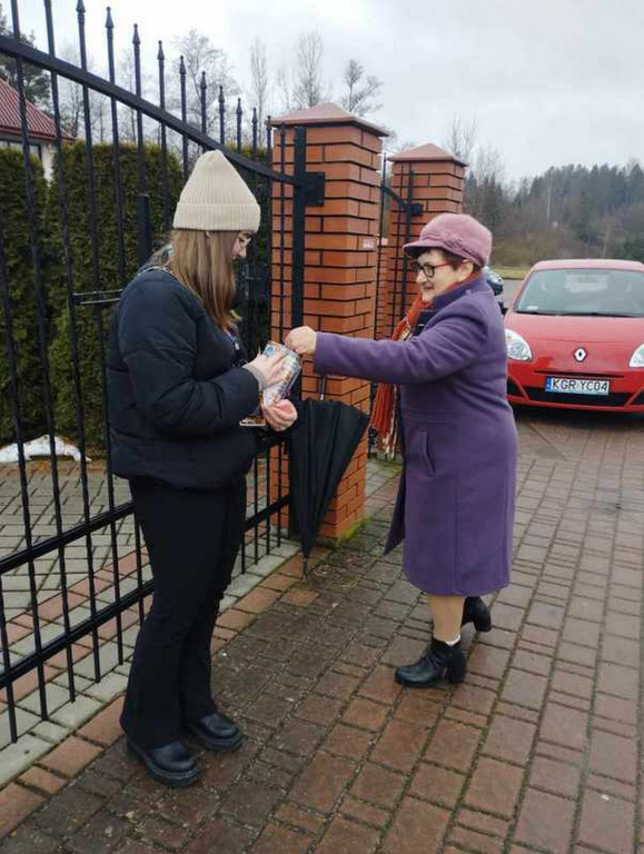 Uczniowie SP Stróżna Wolontariuszami 32 Finału WOŚP