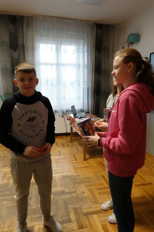 Uczniowie SP Stróżna Wolontariuszami 32 Finału WOŚP