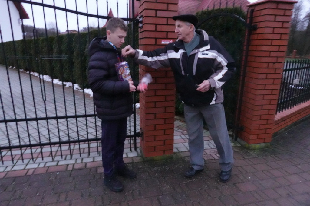 Uczniowie SP Stróżna Wolontariuszami 32 Finału WOŚP