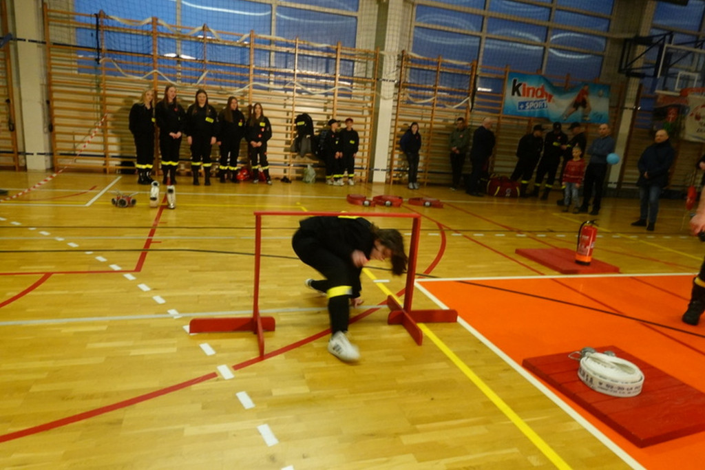 Uczniowie SP Stróżna Wolontariuszami 32 Finału WOŚP