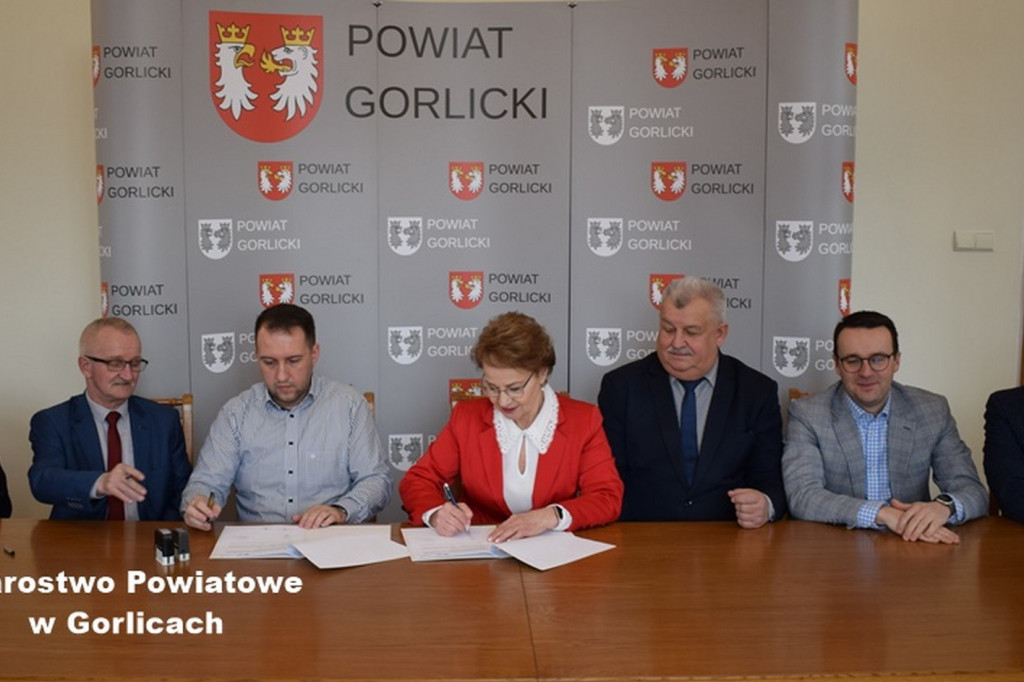Renowacja kościoła św. Anny w klasztorze oo. Franciszkanów w Bieczu (6.02)