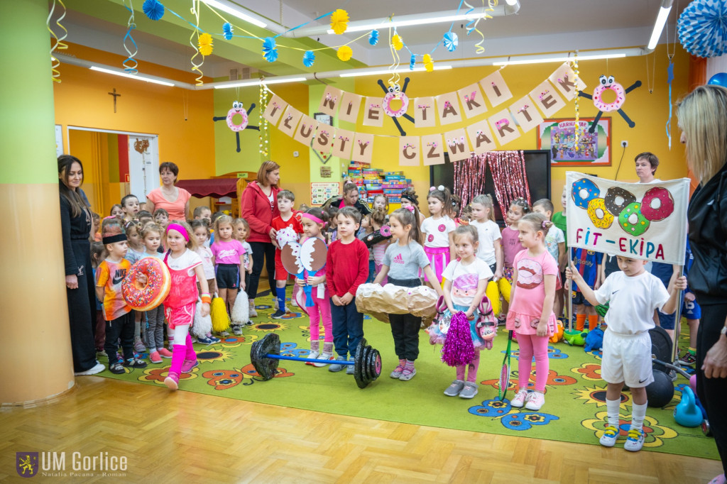 Zabawa karnawałowa w Miejskim Przedszkolu nr 4 (8.02)