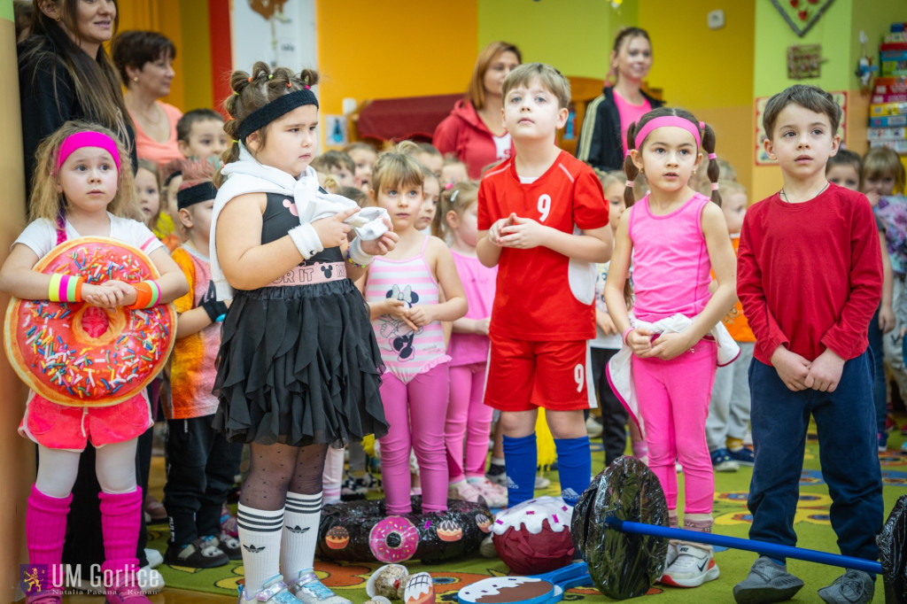 Zabawa karnawałowa w Miejskim Przedszkolu nr 4 (8.02)