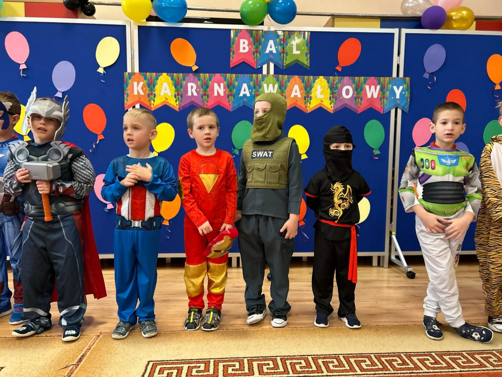 Karnawałowy bal przebierańców w Bobowej (6.02)