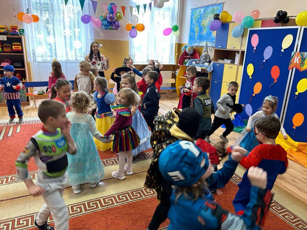 Karnawałowy bal przebierańców w Bobowej (6.02)