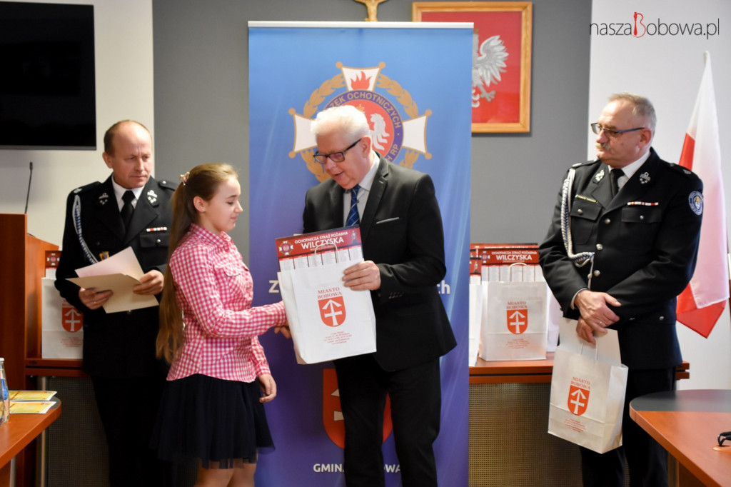 Laureaci gminnego etapu Ogólnopolskiego Strażackiego Konkursu Plastycznego