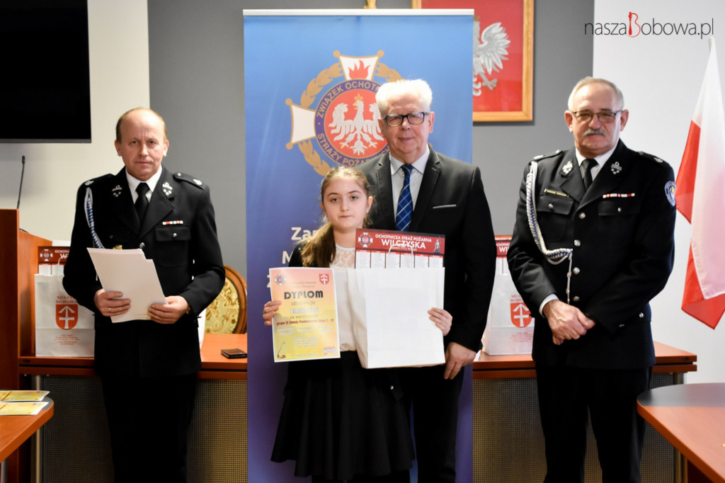 Laureaci gminnego etapu Ogólnopolskiego Strażackiego Konkursu Plastycznego