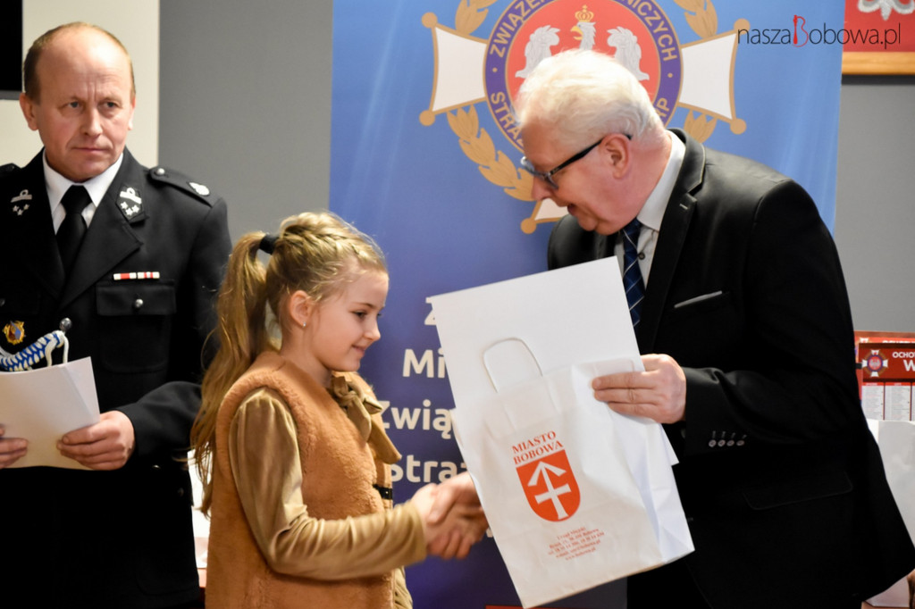 Laureaci gminnego etapu Ogólnopolskiego Strażackiego Konkursu Plastycznego