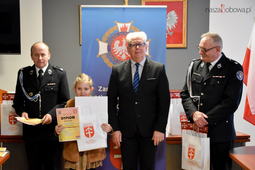 Laureaci gminnego etapu Ogólnopolskiego Strażackiego Konkursu Plastycznego