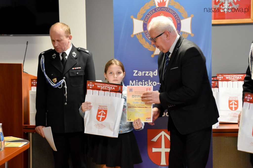 Laureaci gminnego etapu Ogólnopolskiego Strażackiego Konkursu Plastycznego