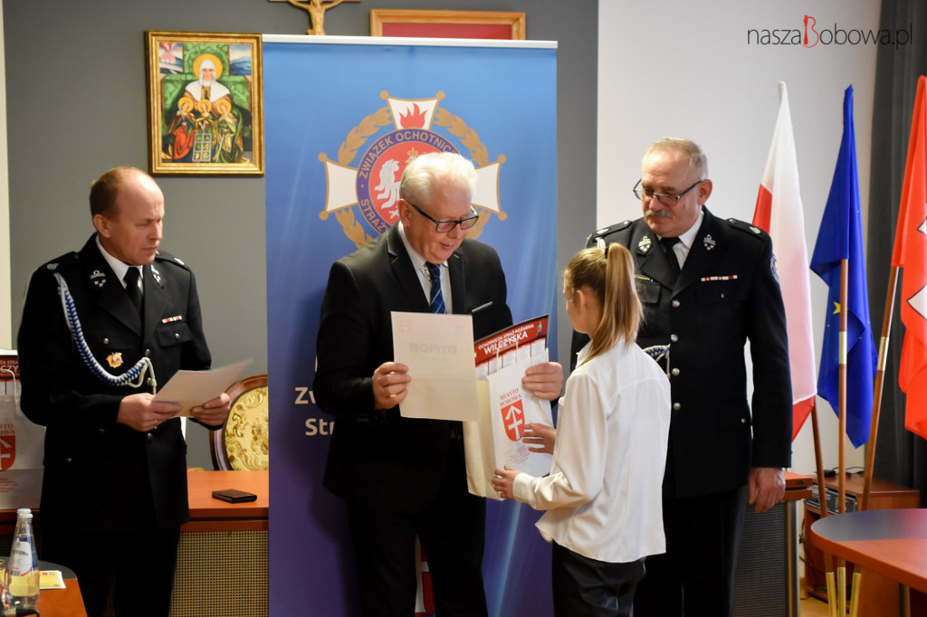 Laureaci gminnego etapu Ogólnopolskiego Strażackiego Konkursu Plastycznego