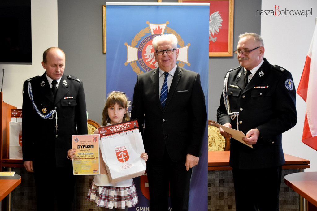 Laureaci gminnego etapu Ogólnopolskiego Strażackiego Konkursu Plastycznego