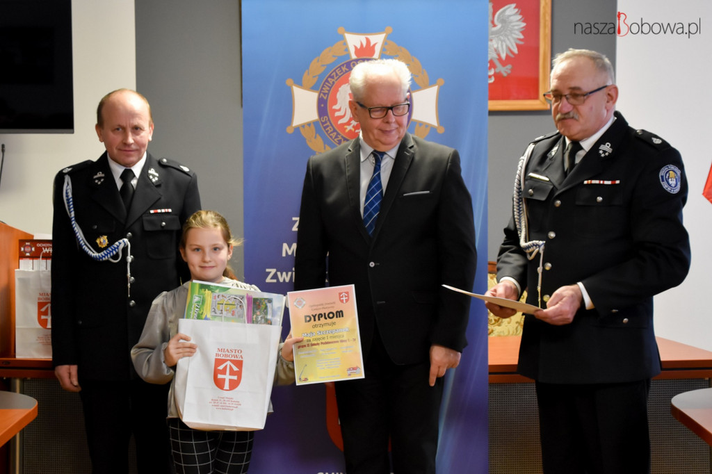 Laureaci gminnego etapu Ogólnopolskiego Strażackiego Konkursu Plastycznego