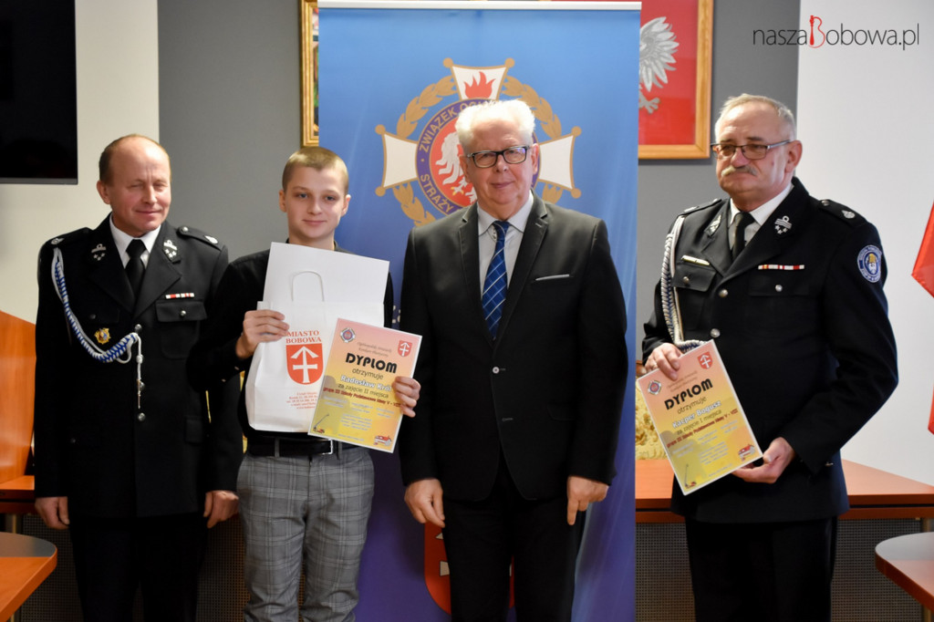 Laureaci gminnego etapu Ogólnopolskiego Strażackiego Konkursu Plastycznego