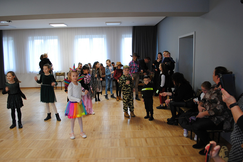 Bal Karnawałowy w Rożnowicach (11.02)