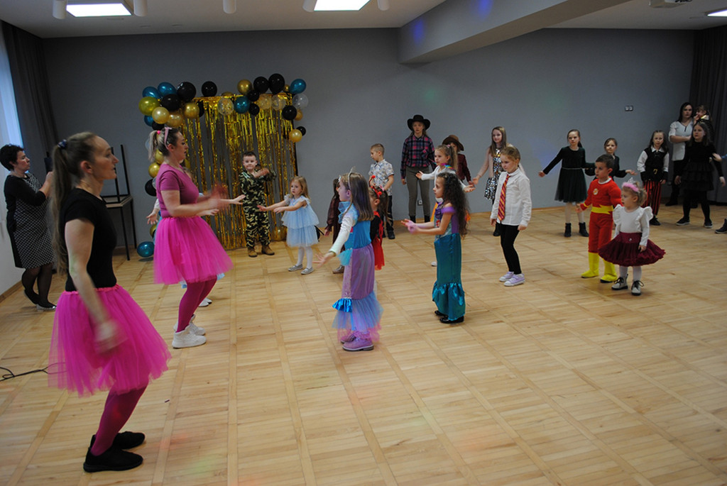 Bal Karnawałowy w Rożnowicach (11.02)