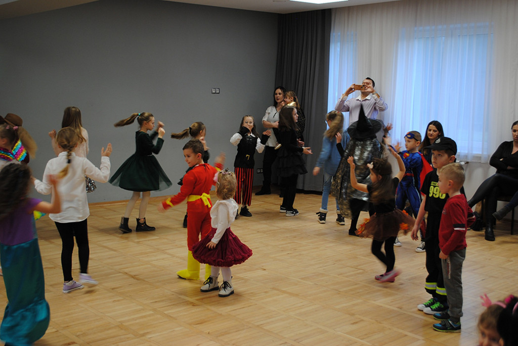 Bal Karnawałowy w Rożnowicach (11.02)