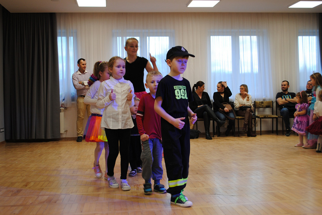 Bal Karnawałowy w Rożnowicach (11.02)
