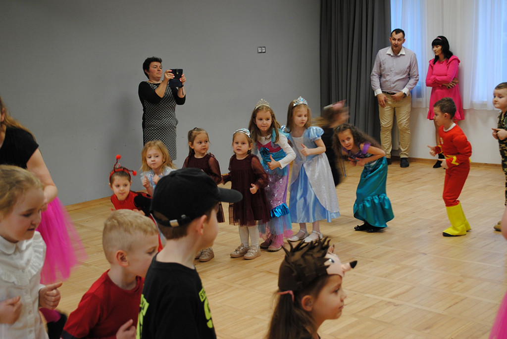 Bal Karnawałowy w Rożnowicach (11.02)