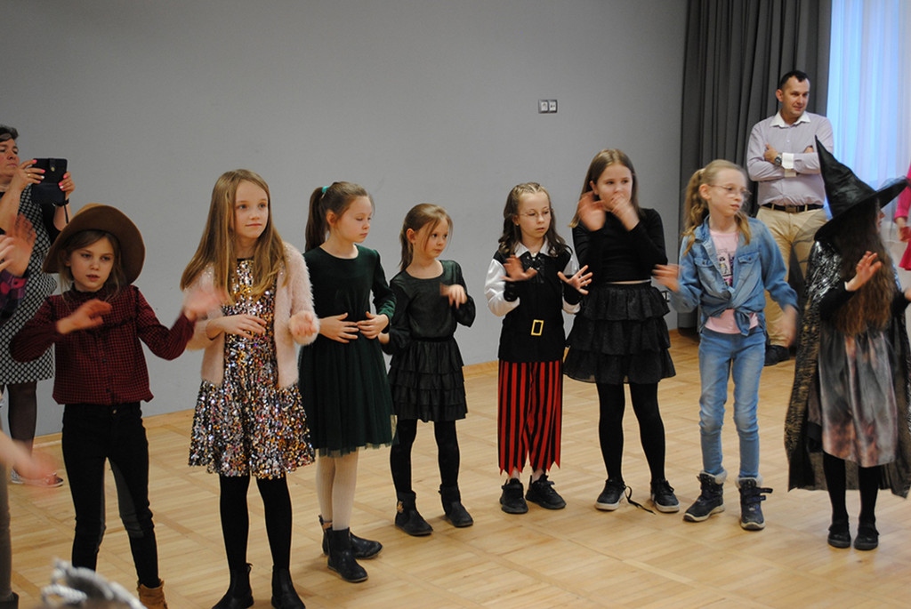 Bal Karnawałowy w Rożnowicach (11.02)