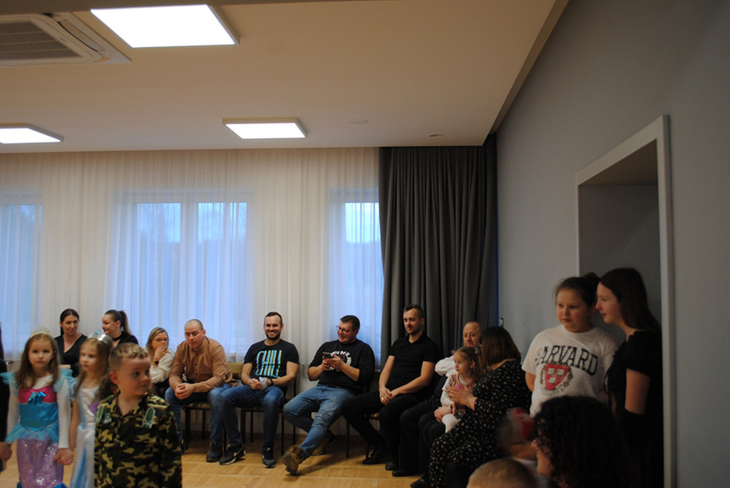 Bal Karnawałowy w Rożnowicach (11.02)