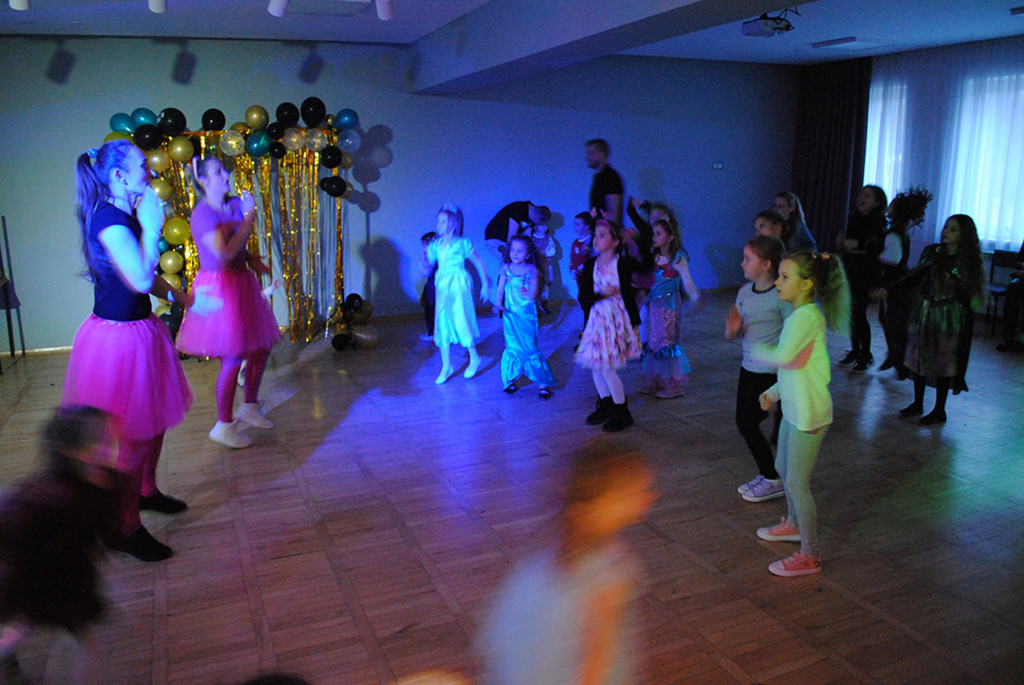 Bal Karnawałowy w Rożnowicach (11.02)