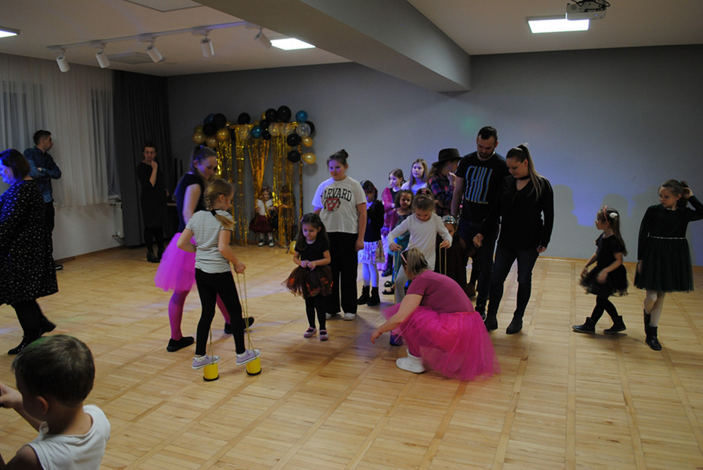 Bal Karnawałowy w Rożnowicach (11.02)