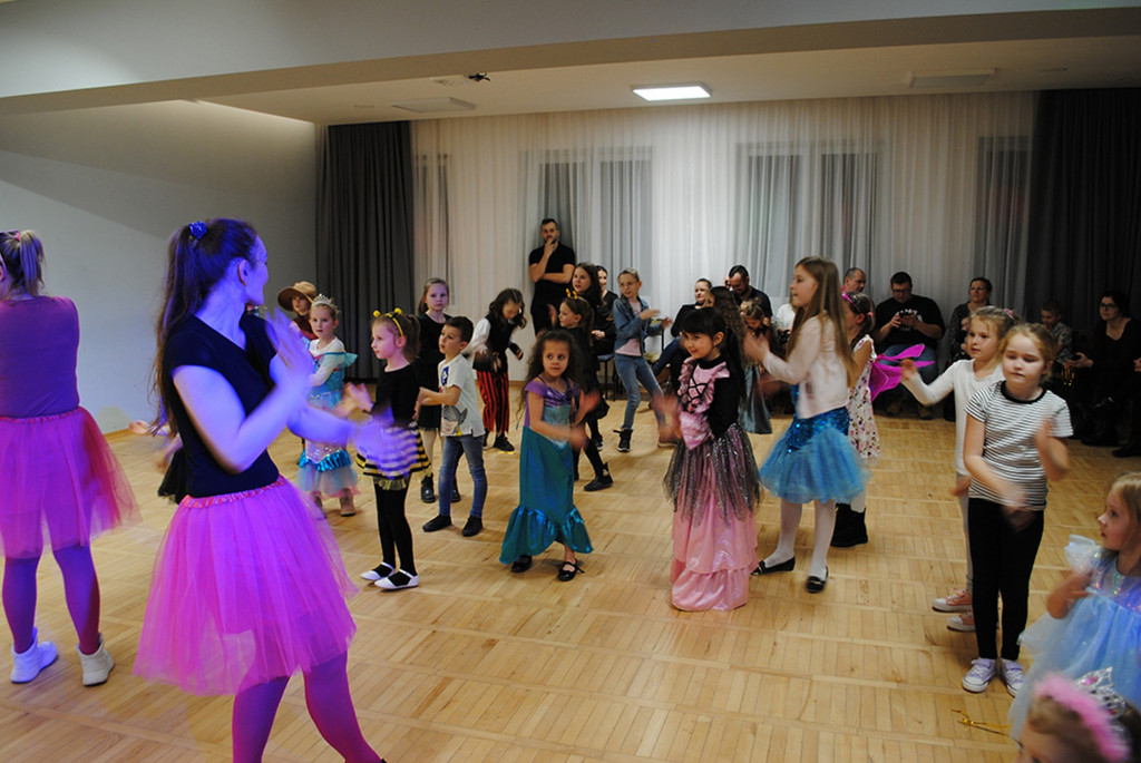 Bal Karnawałowy w Rożnowicach (11.02)