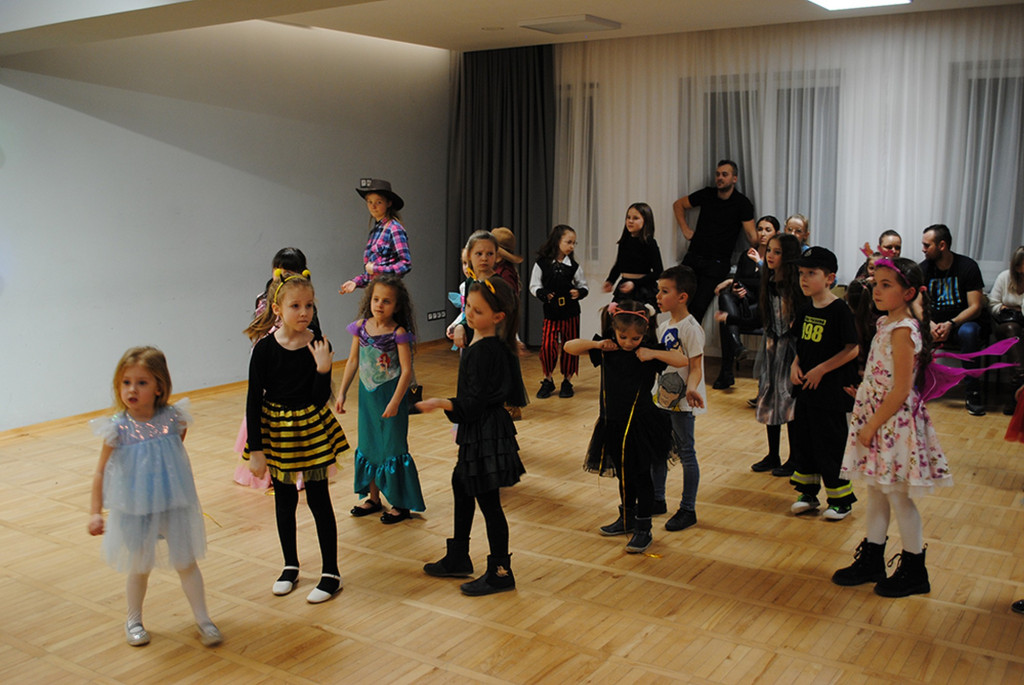 Bal Karnawałowy w Rożnowicach (11.02)