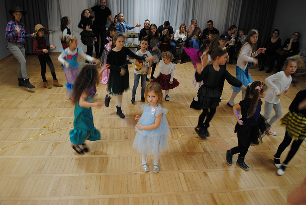 Bal Karnawałowy w Rożnowicach (11.02)