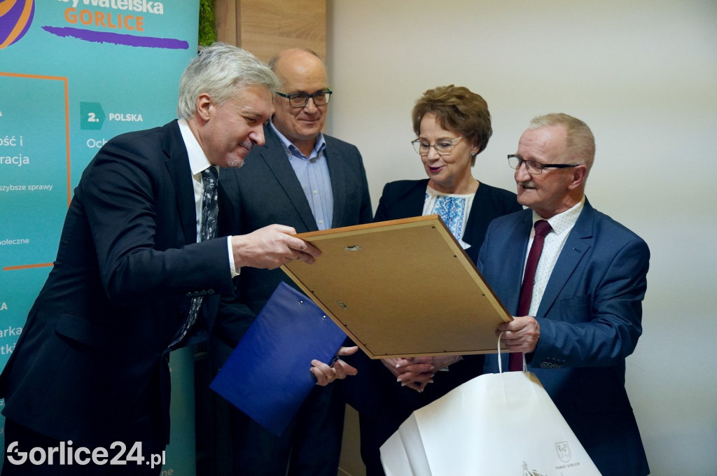 Otwarcie biura poselskiego Piotra Lachowicza (16.02.)