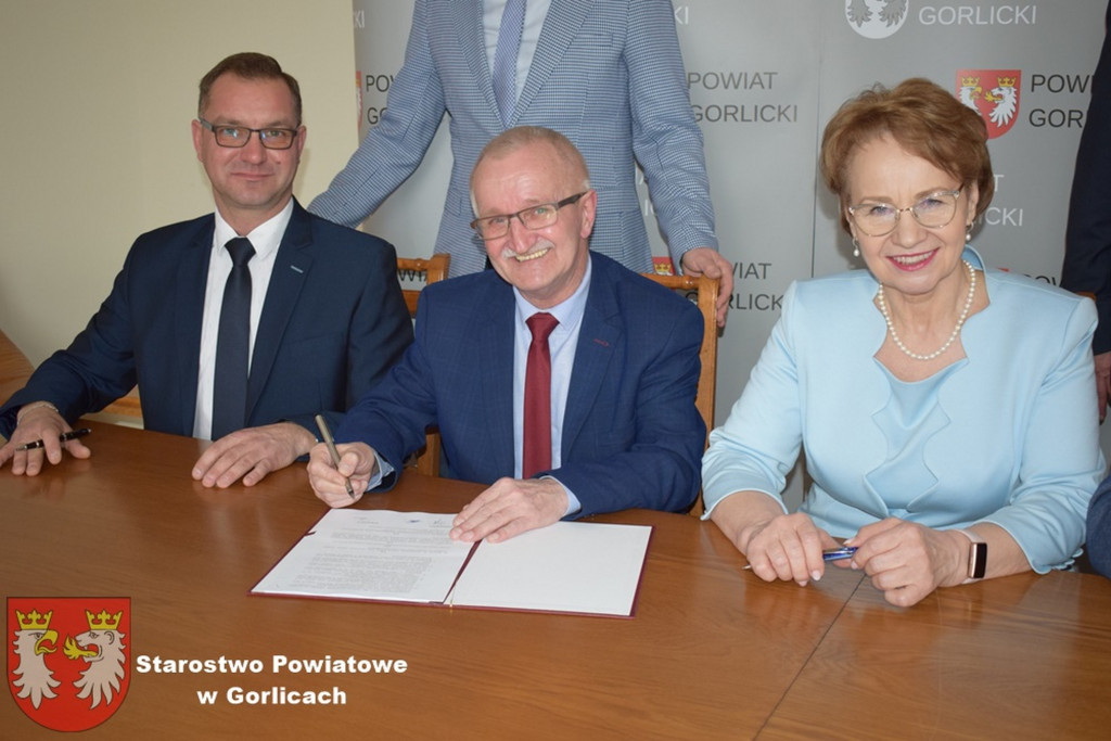 Podpisana umowa na wykonanie przebudowy drogi powiatowej Gorlice-Bystra-Łużna 