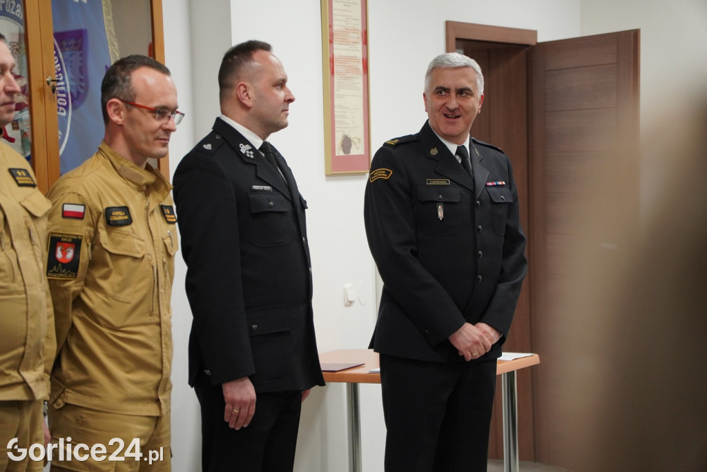 Przyrzeczenie 28 nowych druhen i druhów OSP (04.03.)