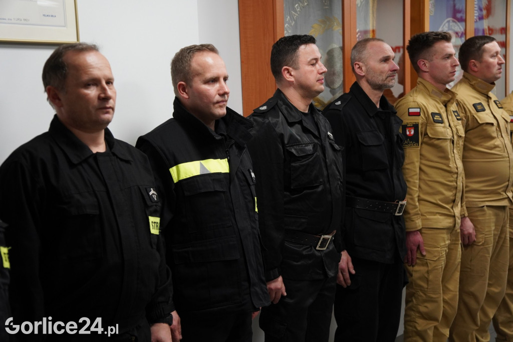 Przyrzeczenie 28 nowych druhen i druhów OSP (04.03.)
