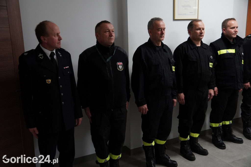 Przyrzeczenie 28 nowych druhen i druhów OSP (04.03.)