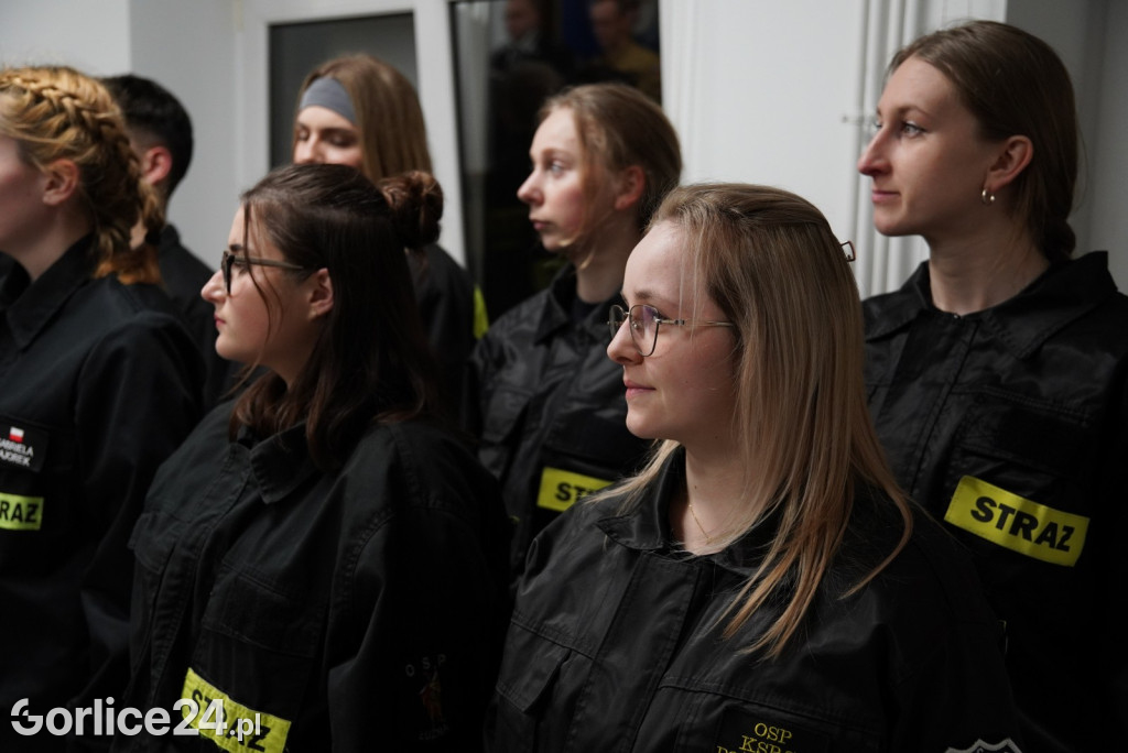 Przyrzeczenie 28 nowych druhen i druhów OSP (04.03.)