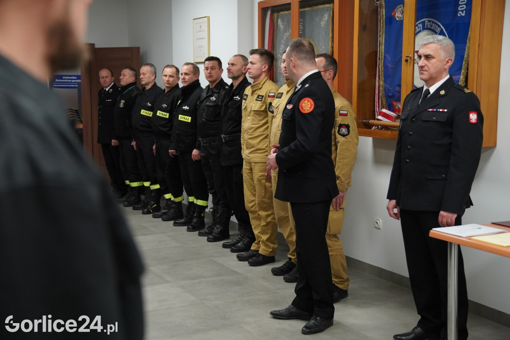 Przyrzeczenie 28 nowych druhen i druhów OSP (04.03.)