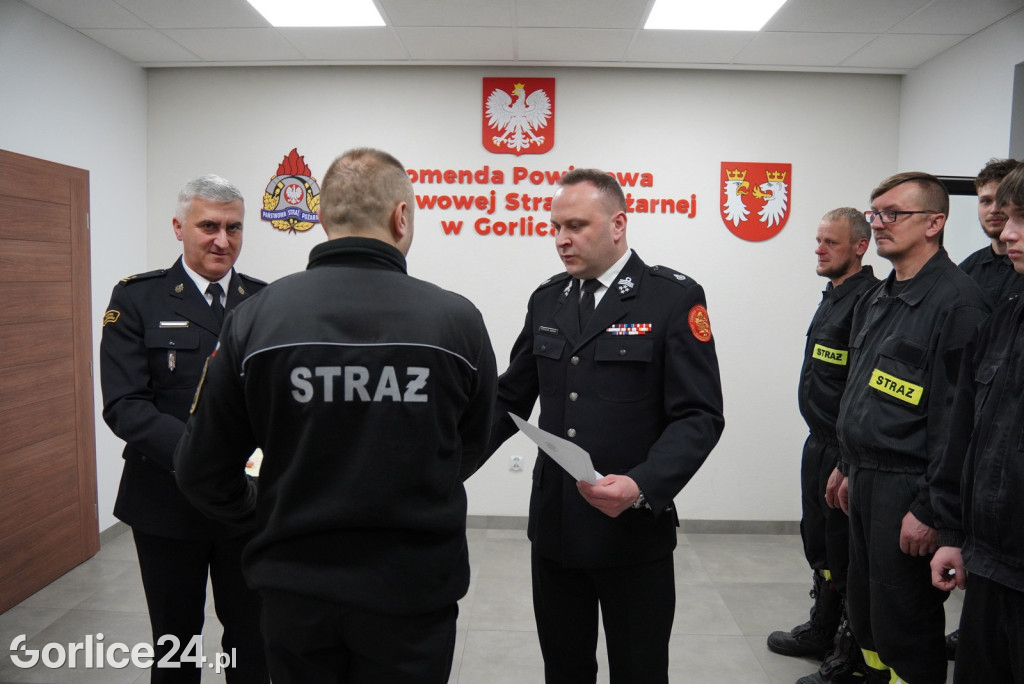 Przyrzeczenie 28 nowych druhen i druhów OSP (04.03.)