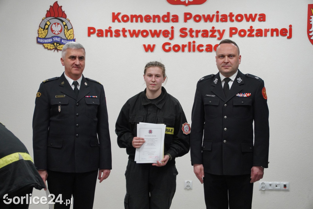 Przyrzeczenie 28 nowych druhen i druhów OSP (04.03.)