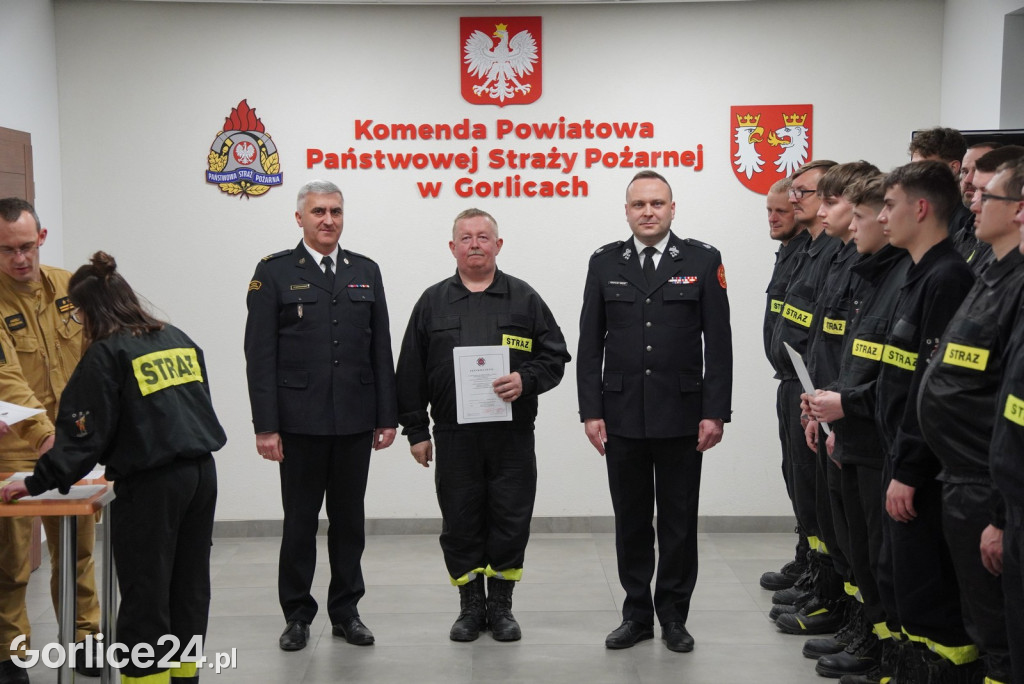 Przyrzeczenie 28 nowych druhen i druhów OSP (04.03.)